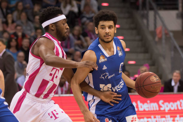 是运动员们 是运动员们