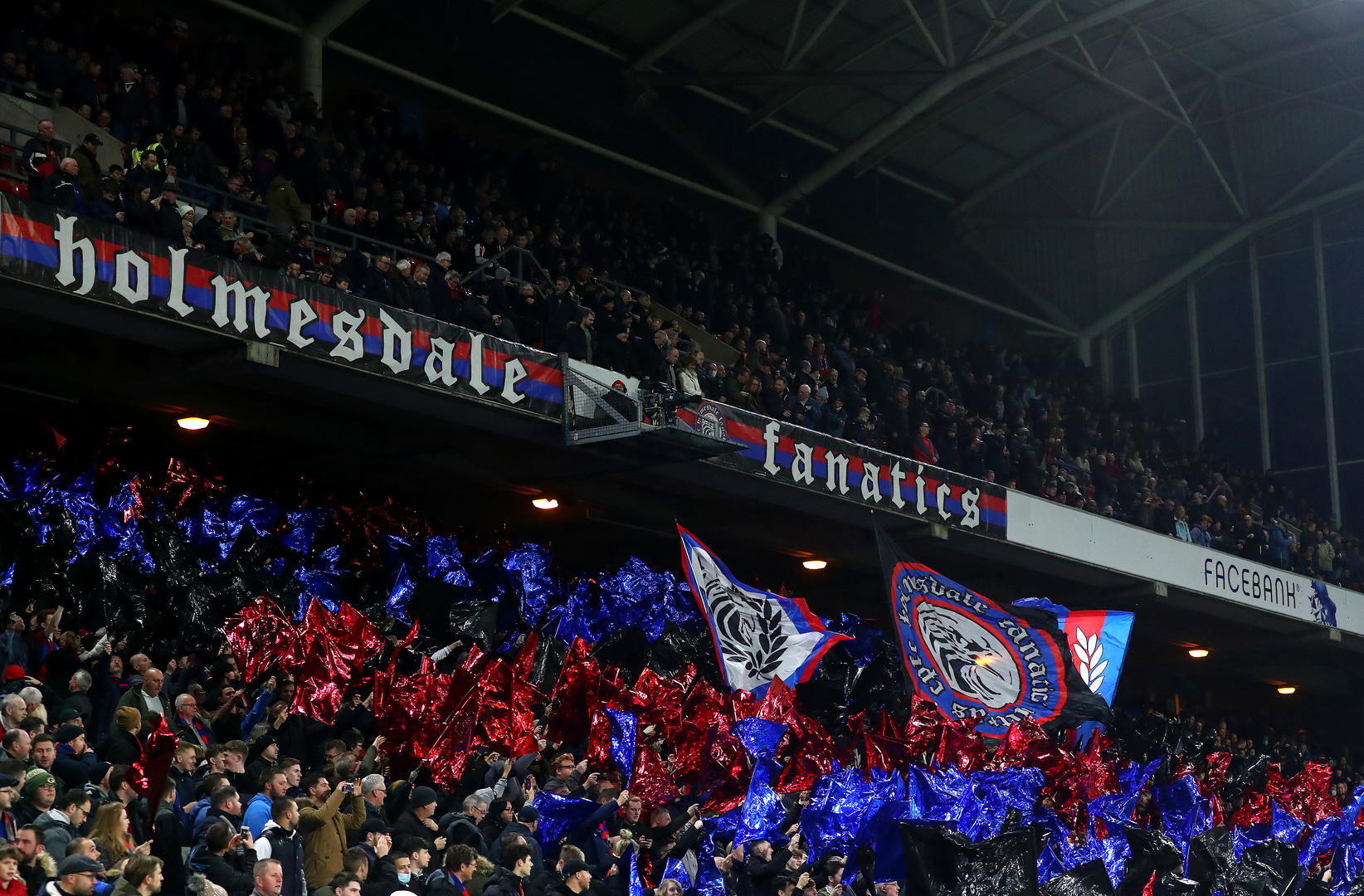 这位风华正 这位风华正